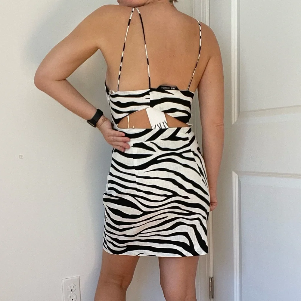 ZARA Printed Cut-Out Zebra Mini Dress - Picture 4 of 8